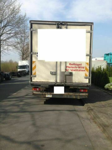 Renault Midlum 220 Tiefkühlkoffer Thermoking Diesel+Stro - Caminhão frigorífico: foto 4 Renault Midlum 220 Tiefkühlkoffer Thermoking Diesel+Stro - Caminhão frigorífico: foto 4