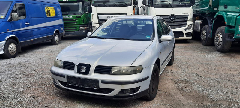 SEAT Toledo Signo 1,8 20V Autom - Automóvel: foto 2 SEAT Toledo Signo 1,8 20V Autom - Automóvel: foto 2