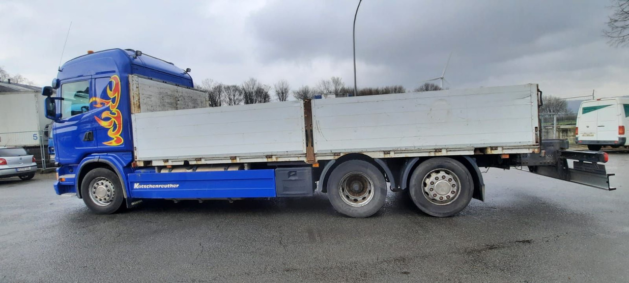 Scania G440 Pritsche 6x2 Kran am Heck vor. - Camião de caixa aberta/ Plataforma, Caminhão grua: foto 5 Scania G440 Pritsche 6x2 Kran am Heck vor. - Camião de caixa aberta/ Plataforma, Caminhão grua: foto 5