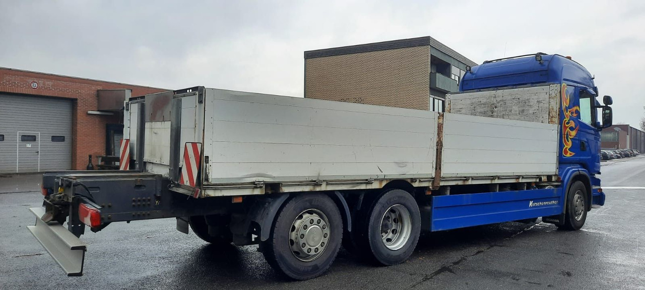 Scania G440 Pritsche 6x2 Kran am Heck vor. - Camião de caixa aberta/ Plataforma, Caminhão grua: foto 4 Scania G440 Pritsche 6x2 Kran am Heck vor. - Camião de caixa aberta/ Plataforma, Caminhão grua: foto 4