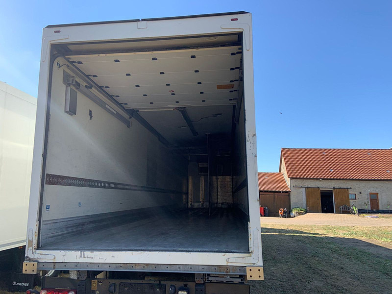 Schmitz Cargobull SKO 24 Tiefkühler 3Achser SAF - Semireboque frigorífico: foto 4 Schmitz Cargobull SKO 24 Tiefkühler 3Achser SAF - Semireboque frigorífico: foto 4