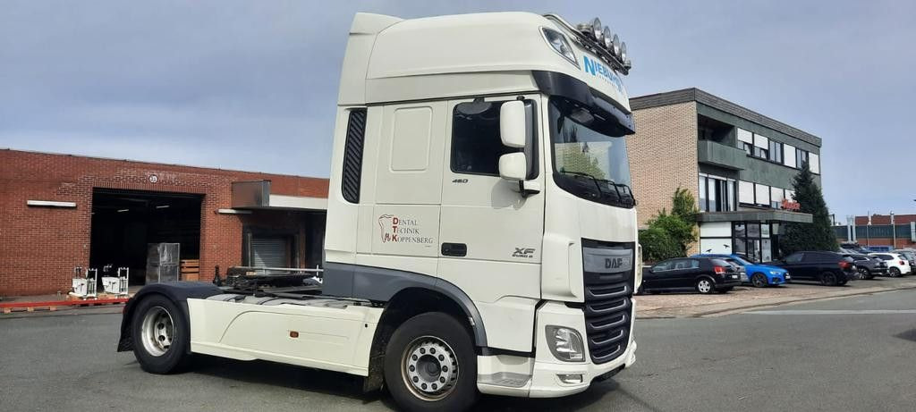 DAF XF 106/460 SSC Vollausstattung - Tractor: foto 2 DAF XF 106/460 SSC Vollausstattung - Tractor: foto 2