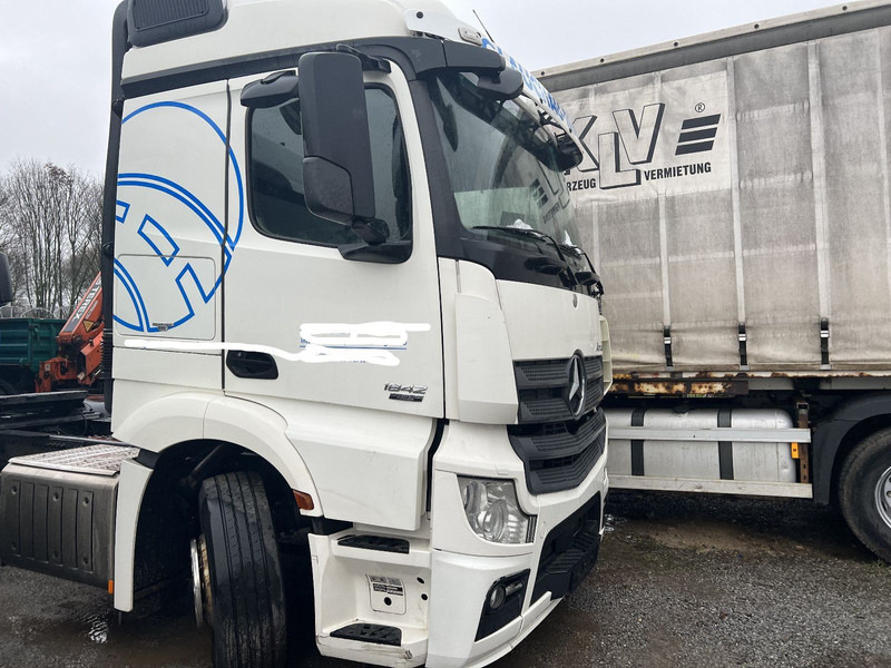 Mercedes-Benz 1842 LS Actros 1-Hand - Tractor: foto 2 Mercedes-Benz 1842 LS Actros 1-Hand - Tractor: foto 2