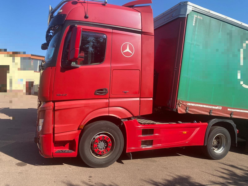 Mercedes-Benz Actros 4 2-Achser 1842 4x2 SZM Big Hause - Tractor: foto 3 Mercedes-Benz Actros 4 2-Achser 1842 4x2 SZM Big Hause - Tractor: foto 3