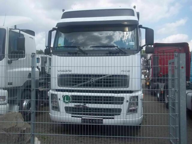 Volvo FH12-420 Globelt. VEB Klima Kipphydraulik - Tractor: foto 1 Volvo FH12-420 Globelt. VEB Klima Kipphydraulik - Tractor: foto 1