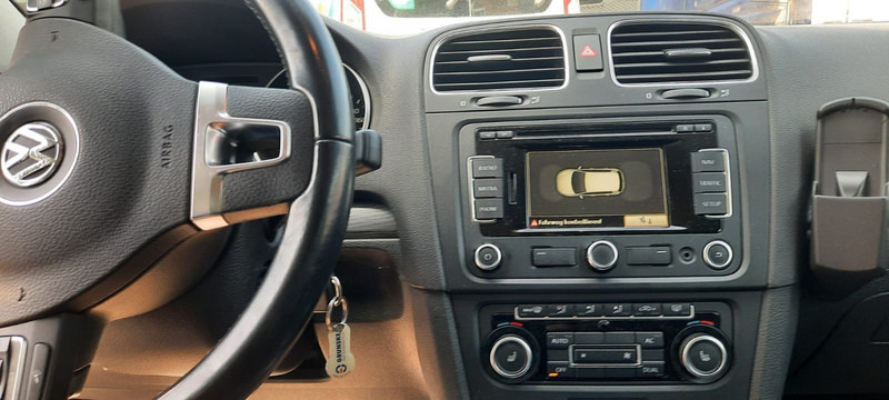 Automóvel Volkswagen Golf: foto 6