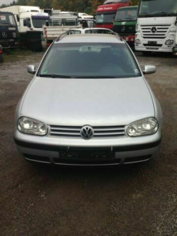 Volkswagen Golf Variant 1.9 TDI Comfortline - Automóvel: foto 1 Volkswagen Golf Variant 1.9 TDI Comfortline - Automóvel: foto 1