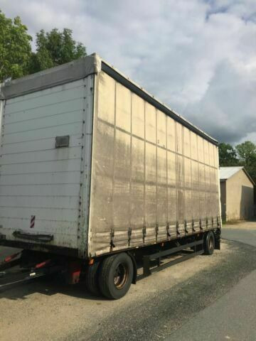 Volvo FH12-420 Euro:4Plane Spriegel mit LBW 3000kg - Caminhão com lona: foto 5 Volvo FH12-420 Euro:4Plane Spriegel mit LBW 3000kg - Caminhão com lona: foto 5