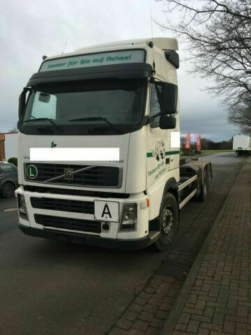 Volvo FH12-420 G.Haus 2xBett Klima Schaltgetriebe Reta - Caminhão polibenne: foto 1 Volvo FH12-420 G.Haus 2xBett Klima Schaltgetriebe Reta - Caminhão polibenne: foto 1