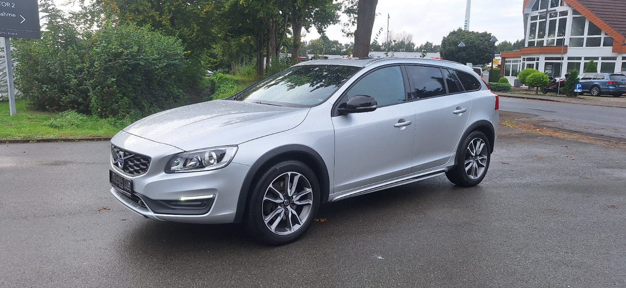Volvo V60 Cross Country Summum AWD - Automóvel: foto 4 Volvo V60 Cross Country Summum AWD - Automóvel: foto 4