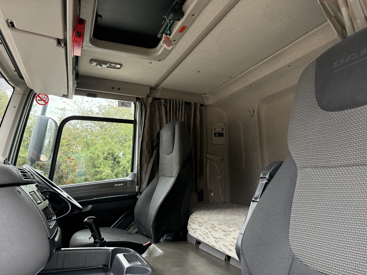 Caminhão com lona 2015 DAF CF 330 Curtainside Truck: foto 21