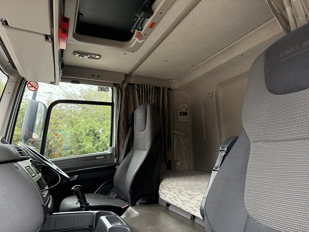 Caminhão com lona 2015 DAF CF 330 Curtainside Truck: foto 22