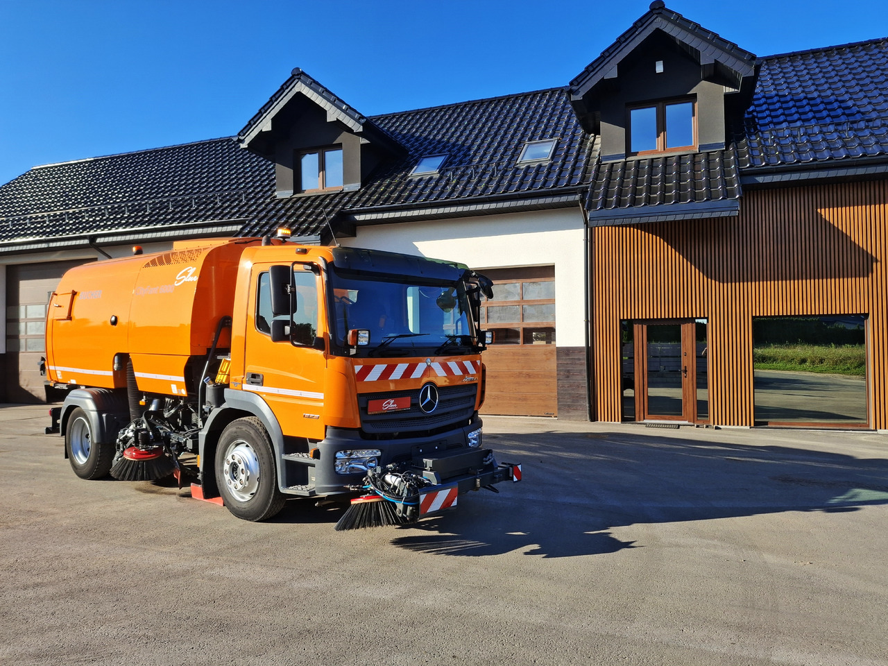 MERCEDES-BENZ Atego 1523 Zamiatarka Kehrmaschine BUCHER CityFant 6000 Euro 6 PM10 L/R Rura Do Liści - Varredora urbana: foto 1 MERCEDES-BENZ Atego 1523 Zamiatarka Kehrmaschine BUCHER CityFant 6000 Euro 6 PM10 L/R Rura Do Liści - Varredora urbana: foto 1