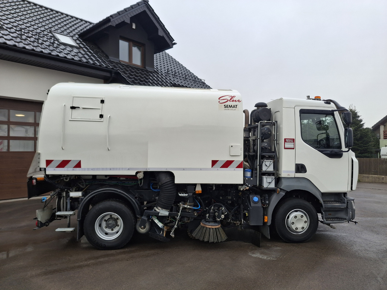 RENAULT D12 Zamiatarka Kehrmaschine SEMAT Zoeller Faun Karcher Euro 6 PM10 L/R 2017r - Varredora urbana: foto 5 RENAULT D12 Zamiatarka Kehrmaschine SEMAT Zoeller Faun Karcher Euro 6 PM10 L/R 2017r - Varredora urbana: foto 5