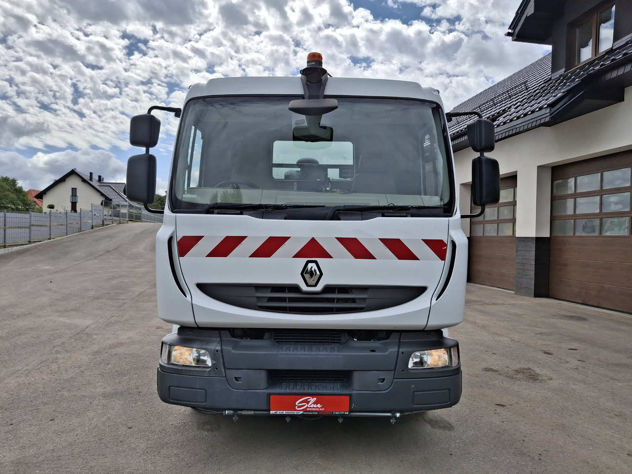 RENAULT Midlum 220 Zamiatarka Johnston VS500 Szczotki L/R Obie Strony Napęd Hydrostatyczny 2012r - Varredora urbana: foto 2 RENAULT Midlum 220 Zamiatarka Johnston VS500 Szczotki L/R Obie Strony Napęd Hydrostatyczny 2012r - Varredora urbana: foto 2