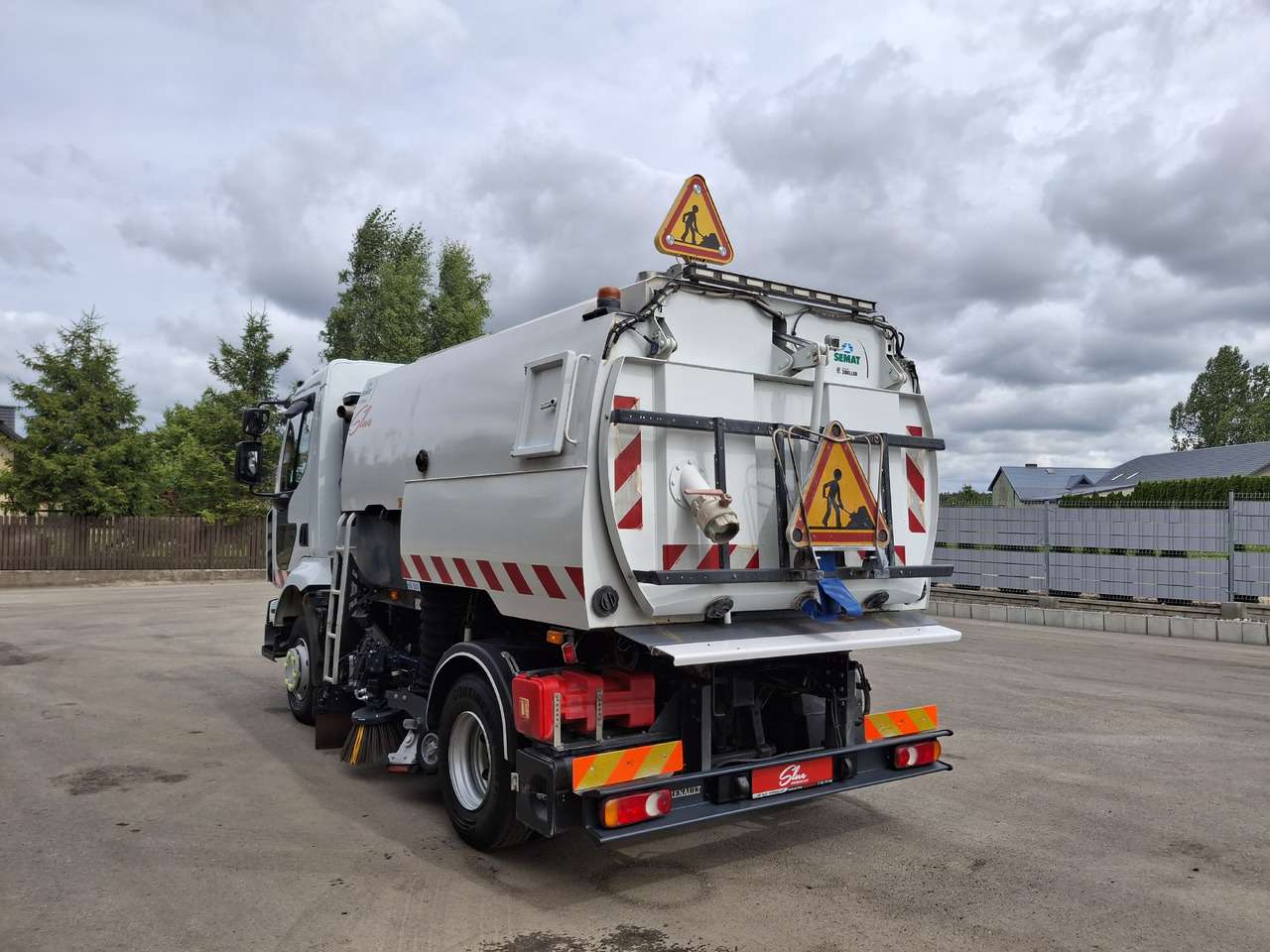 RENAULT Midlum 220 Zamiatarka Johnston VS500 Szczotki L/R Obie Strony Napęd Hydrostatyczny 2012r - Varredora urbana: foto 4 RENAULT Midlum 220 Zamiatarka Johnston VS500 Szczotki L/R Obie Strony Napęd Hydrostatyczny 2012r - Varredora urbana: foto 4