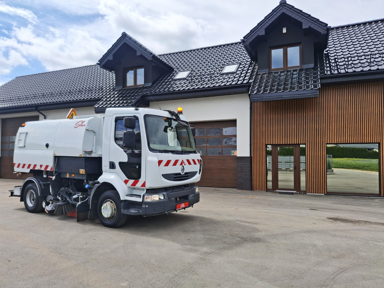 RENAULT Midlum 220 Zamiatarka Kehrmaschine Johnston L/R 2 Motoren 2 Silniki - Varredora urbana: foto 1 RENAULT Midlum 220 Zamiatarka Kehrmaschine Johnston L/R 2 Motoren 2 Silniki - Varredora urbana: foto 1