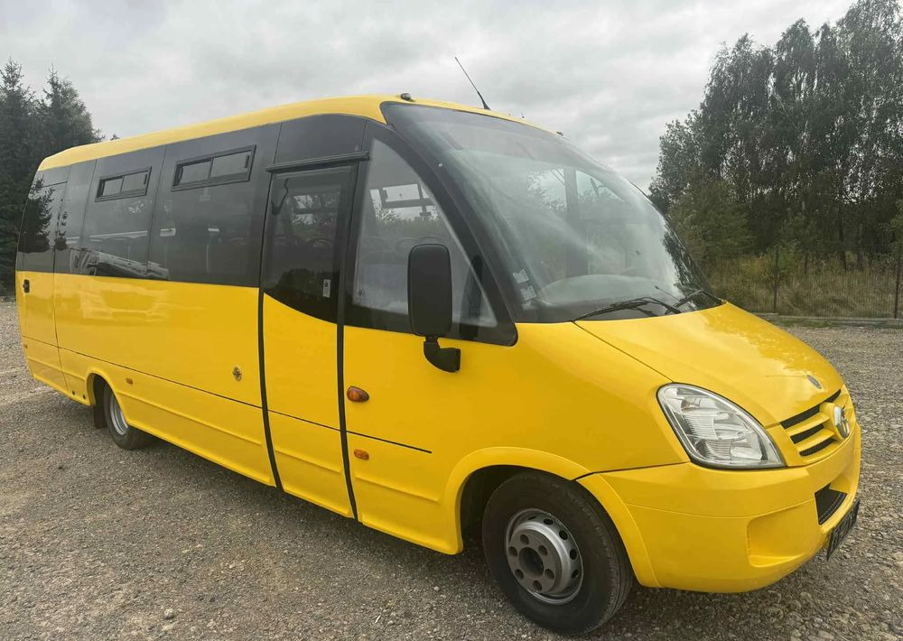 Iveco Daily - Micro-ônibus, Furgão de passageiros: foto 1 Iveco Daily - Micro-ônibus, Furgão de passageiros: foto 1