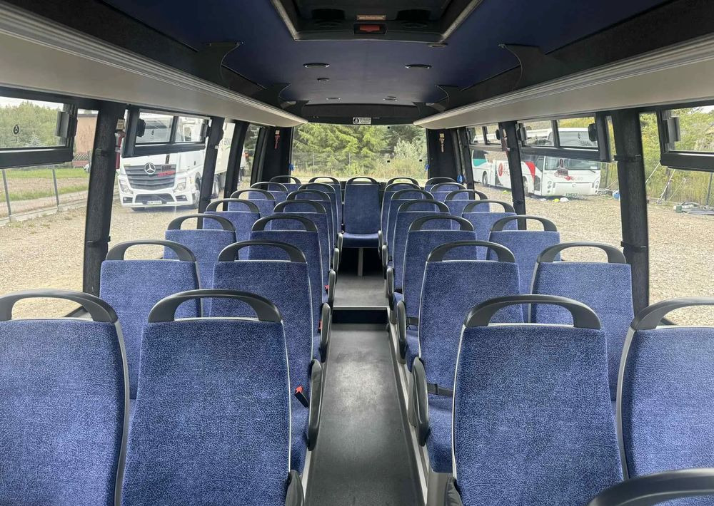 Iveco Daily - Micro-ônibus, Furgão de passageiros: foto 5 Iveco Daily - Micro-ônibus, Furgão de passageiros: foto 5
