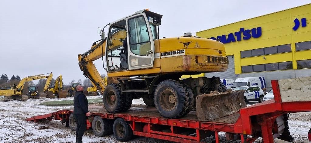 Liebherr A 314 - Escavadeira de rodas: foto 5 Liebherr A 314 - Escavadeira de rodas: foto 5