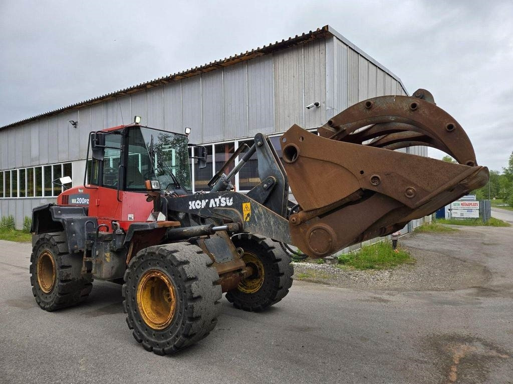Komatsu WA200PZ-6  - Carregadeira de rodas: foto 4 Komatsu WA200PZ-6  - Carregadeira de rodas: foto 4
