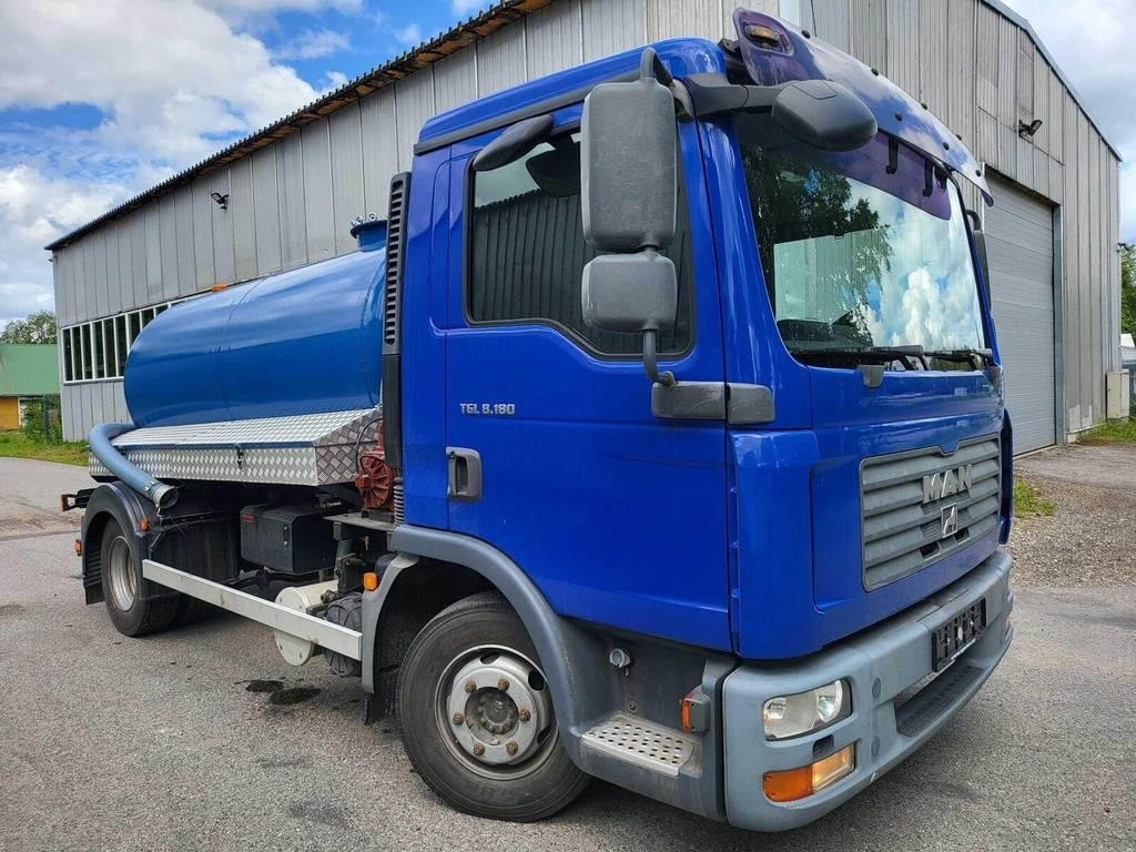 MAN TGL 8.180 4X2 VACUUM 4m³ - Caminhão limpa fossa: foto 5 MAN TGL 8.180 4X2 VACUUM 4m³ - Caminhão limpa fossa: foto 5