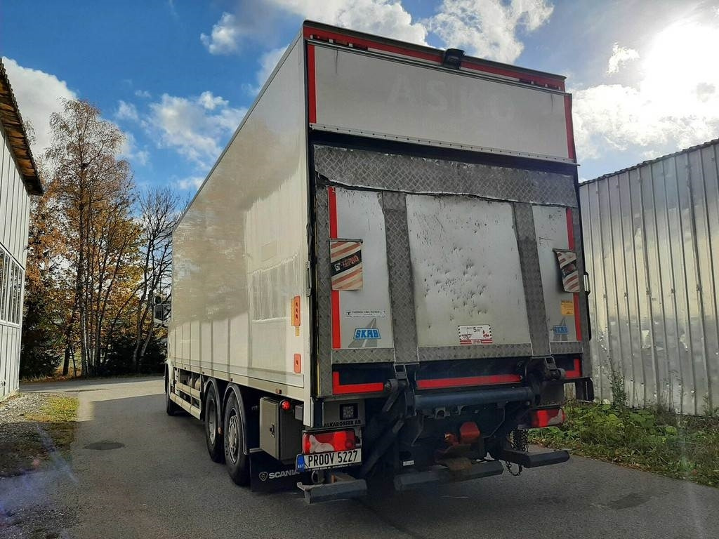Scania G450 DB6x2*4HNB EURO6 - Caminhão furgão: foto 2 Scania G450 DB6x2*4HNB EURO6 - Caminhão furgão: foto 2