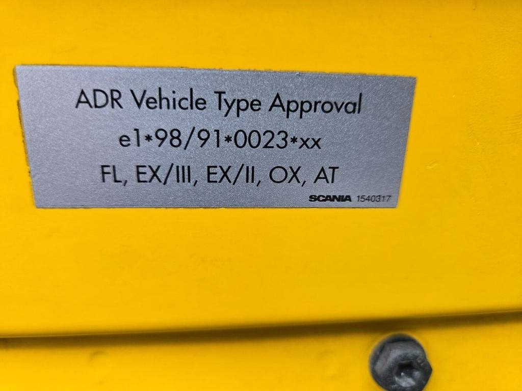 Caminhão limpa fossa Scania R420 6X2 ADR AMPHITECH VORTEX 13m³: foto 24