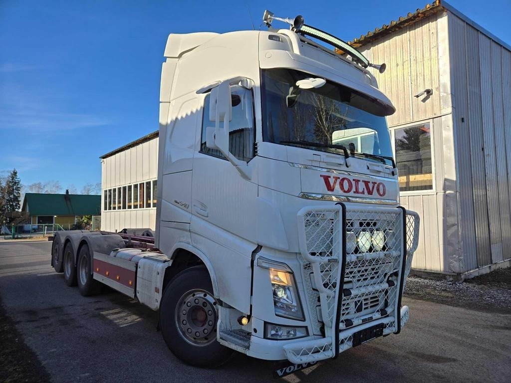 Volvo FH540 8X4 CHASSY - Caminhão chassi: foto 5 Volvo FH540 8X4 CHASSY - Caminhão chassi: foto 5