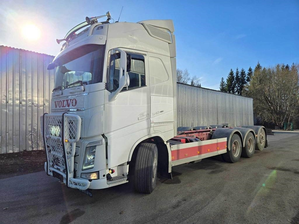 Volvo FH540 8X4 CHASSY - Caminhão chassi: foto 1 Volvo FH540 8X4 CHASSY - Caminhão chassi: foto 1