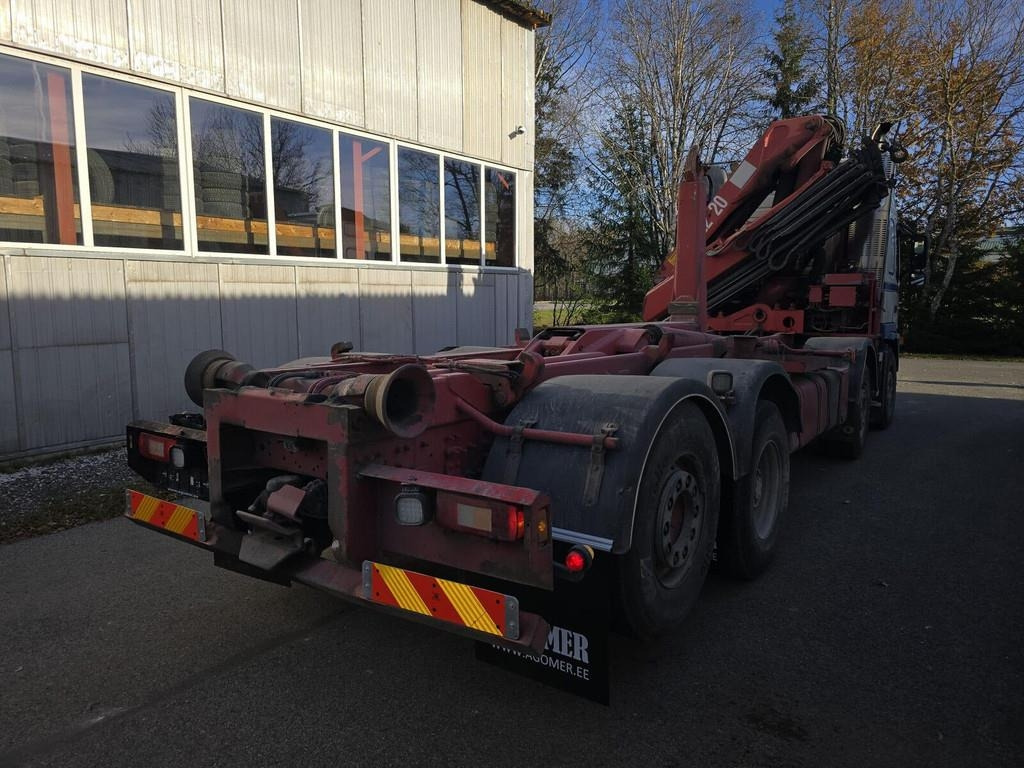 Volvo FM12 420 8X2 HMF 2220 K4  - Caminhão polibenne: foto 3 Volvo FM12 420 8X2 HMF 2220 K4  - Caminhão polibenne: foto 3
