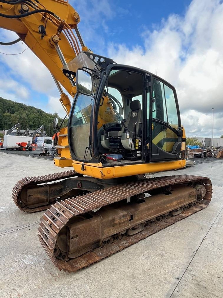 JCB JZ 235 LC - Escavadora de rastos: foto 2 JCB JZ 235 LC - Escavadora de rastos: foto 2