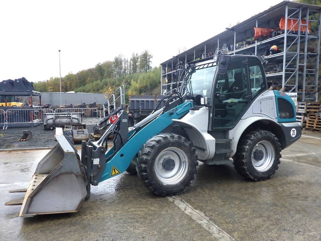 Kramer 8115  - Carregadeira de rodas: foto 1 Kramer 8115  - Carregadeira de rodas: foto 1