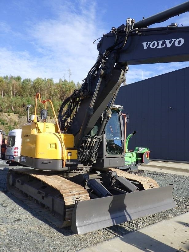 Volvo ECR 235 D - Escavadora de rastos: foto 4 Volvo ECR 235 D - Escavadora de rastos: foto 4