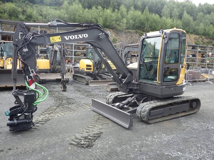 Volvo ECR 58 D mit Tiltrotator Steelwrist - Mini escavadeira: foto 1 Volvo ECR 58 D mit Tiltrotator Steelwrist - Mini escavadeira: foto 1