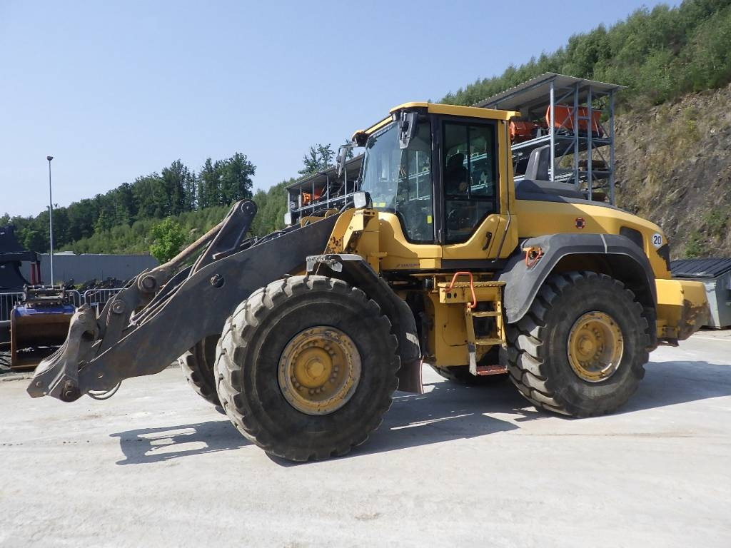 Volvo L 110 H LB - Carregadeira de rodas: foto 1 Volvo L 110 H LB - Carregadeira de rodas: foto 1
