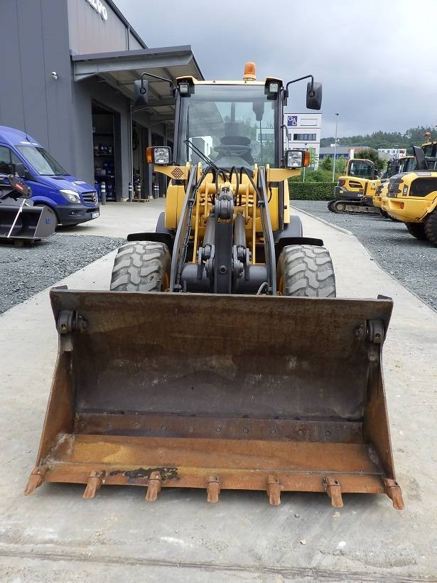 Volvo L 25 F  - Carregadeira de rodas: foto 2 Volvo L 25 F  - Carregadeira de rodas: foto 2