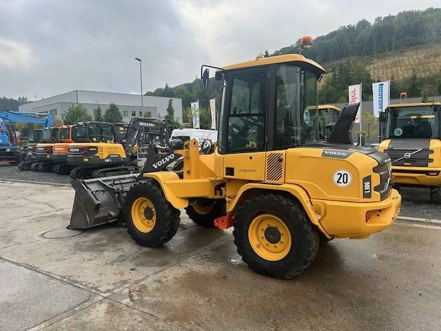 Volvo L 30 G - Carregadeira de rodas: foto 4 Volvo L 30 G - Carregadeira de rodas: foto 4