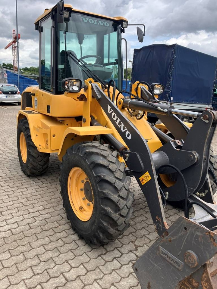 Volvo L 30 G - Carregadeira de rodas: foto 3 Volvo L 30 G - Carregadeira de rodas: foto 3