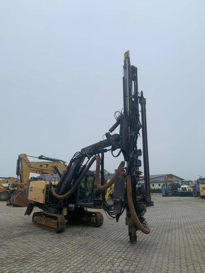 Atlas Copco T 40-11 Smart ROC with drilling rims and diameter - Máquina de perfuração: foto 3 Atlas Copco T 40-11 Smart ROC with drilling rims and diameter - Máquina de perfuração: foto 3