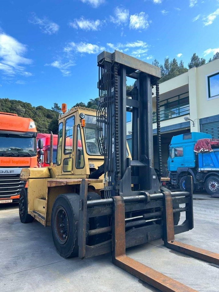 Empilhadeira CATERPILLAE DP 150 N: foto 10
