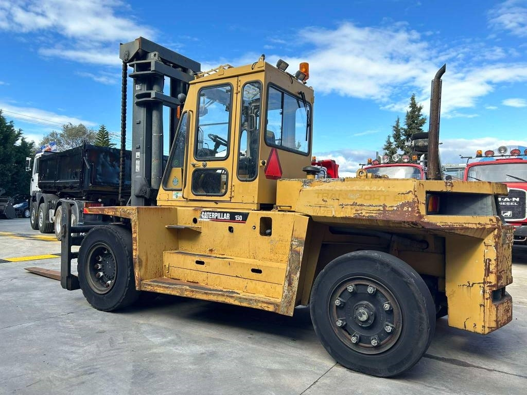 Empilhadeira CATERPILLAE DP 150 N: foto 16