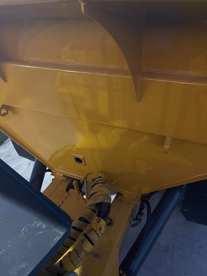 Caminhão articulado Volvo A40C: foto 14
