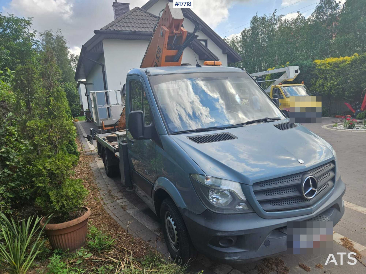 2014 Mercedes-Benz Sprinter - Caminhão com plataforma aérea: foto 3 2014 Mercedes-Benz Sprinter - Caminhão com plataforma aérea: foto 3