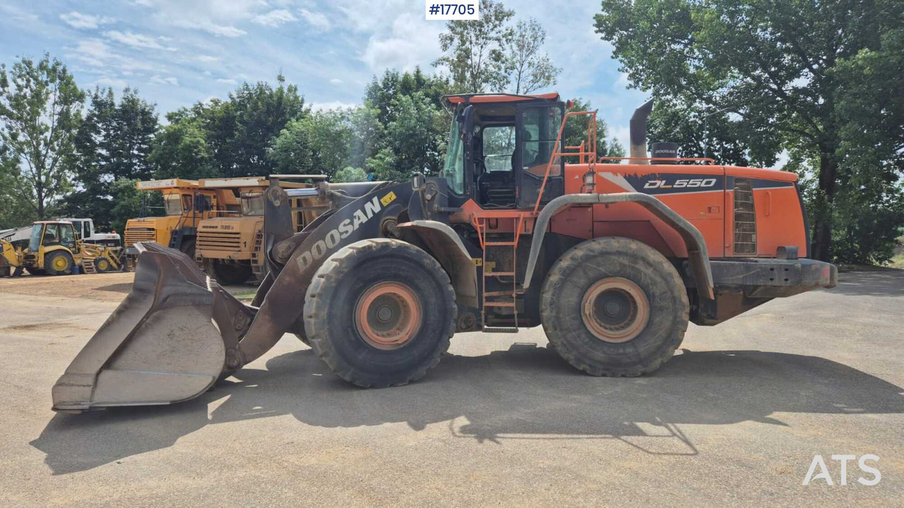 2019 Doosan DL550-5 - Carregadeira de rodas: foto 1 2019 Doosan DL550-5 - Carregadeira de rodas: foto 1