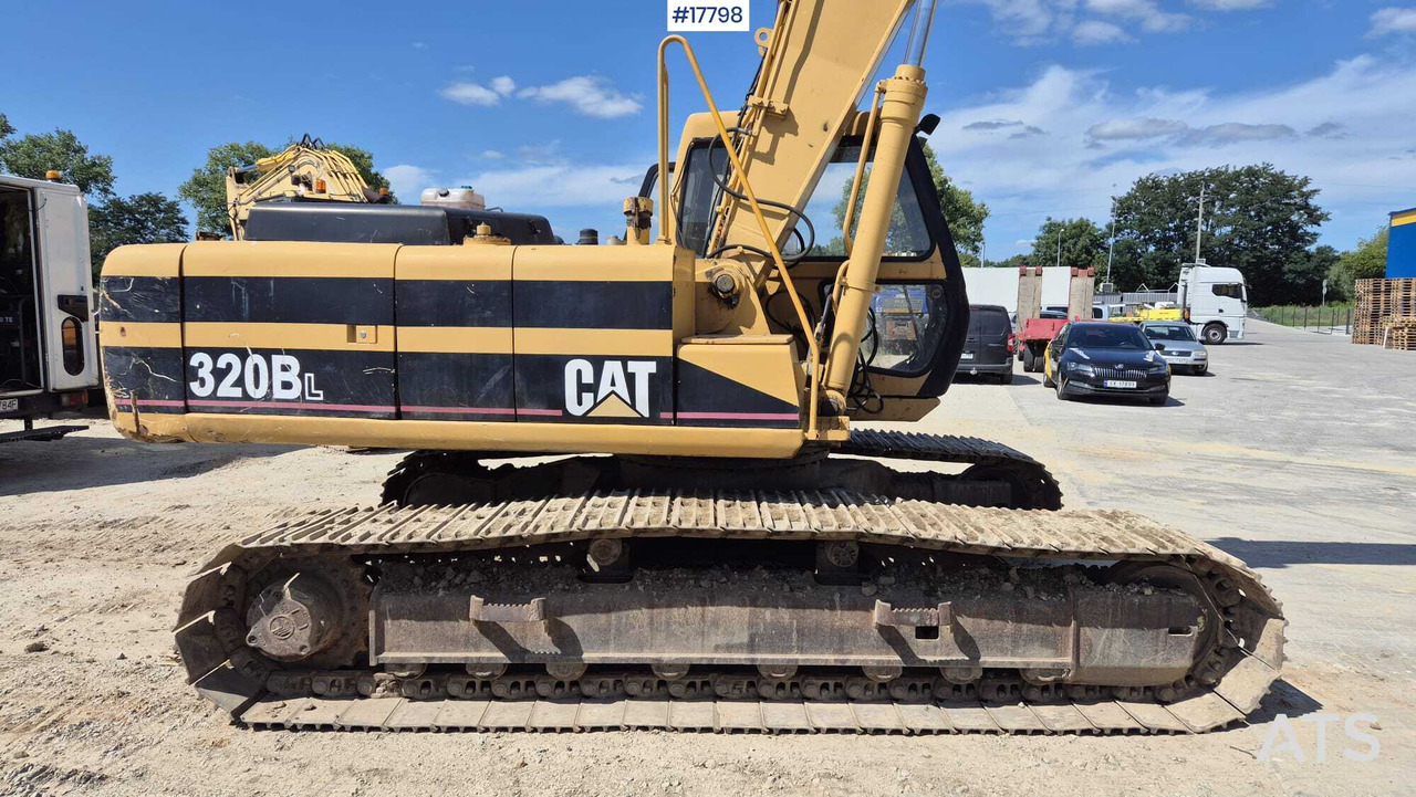 Crawler excavator JCB JS 220 LONG 16m (1997) - Escavadora de rastos: foto 2 Crawler excavator JCB JS 220 LONG 16m (1997) - Escavadora de rastos: foto 2