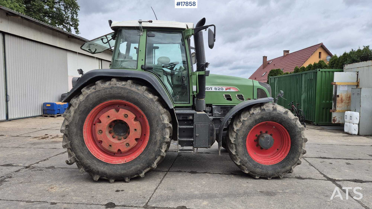 FENDT 820 VARIO TMS agricultural tractor (2011) - Trator: foto 5 FENDT 820 VARIO TMS agricultural tractor (2011) - Trator: foto 5