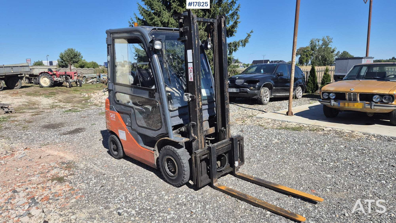 Forklift TOYOTA 02-8FGF15 (2007) - Empilhadeira a gás: foto 1 Forklift TOYOTA 02-8FGF15 (2007) - Empilhadeira a gás: foto 1