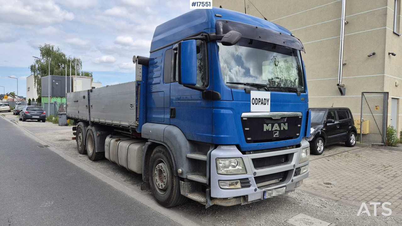 Three-axle tipper MAN TGA 03 (2012) - Caminhão basculante: foto 1 Three-axle tipper MAN TGA 03 (2012) - Caminhão basculante: foto 1