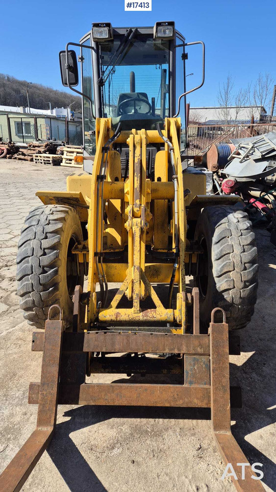 Wheel loader AHLMANN AL 85t 2004) forks, quick coupler, opening bucket. - Carregadeira de rodas: foto 3 Wheel loader AHLMANN AL 85t 2004) forks, quick coupler, opening bucket. - Carregadeira de rodas: foto 3